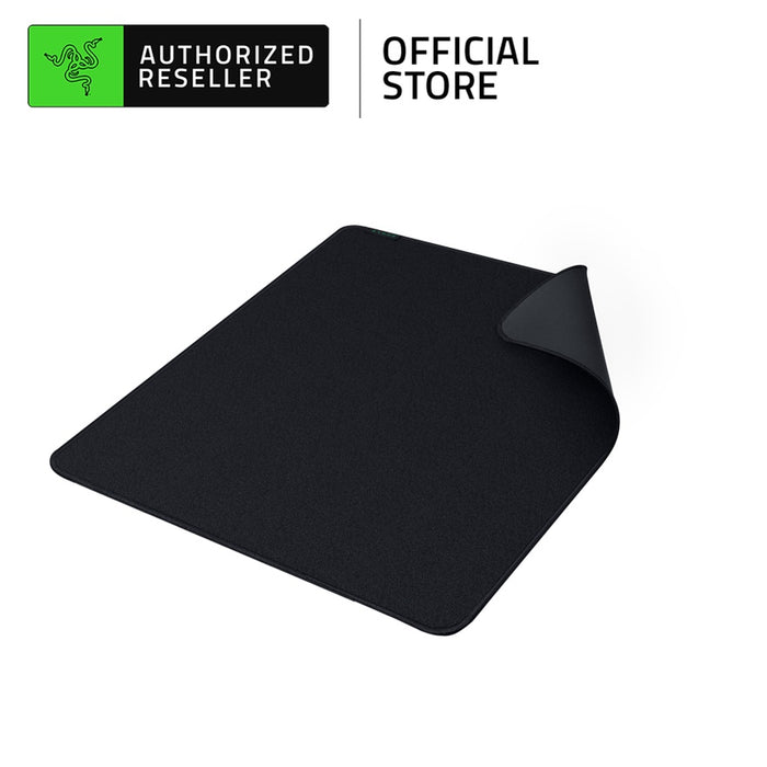 Razer Strider - Hybrid mouse mat with a soft base and smooth glide